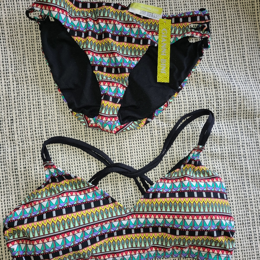 New Gianni Bini  large bikini set